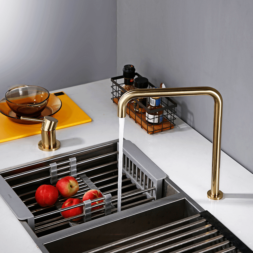 Kinsley Kitchen Faucet