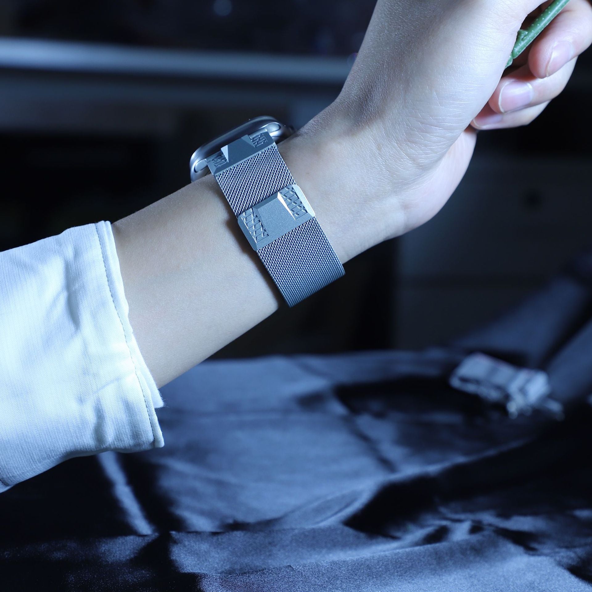 Mecha Milanese Loop Magnetband für Apple Watch