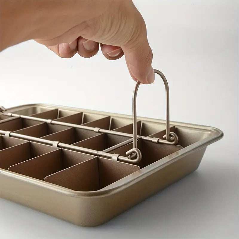 Brisé Non-Stick Brownie Pan