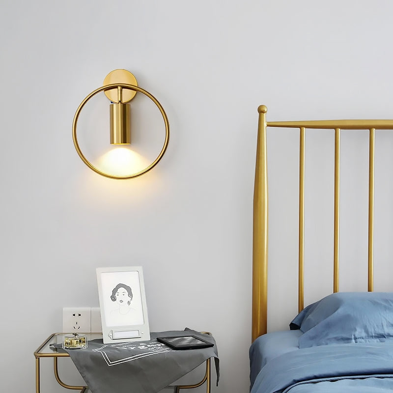 The Dina Wall Light