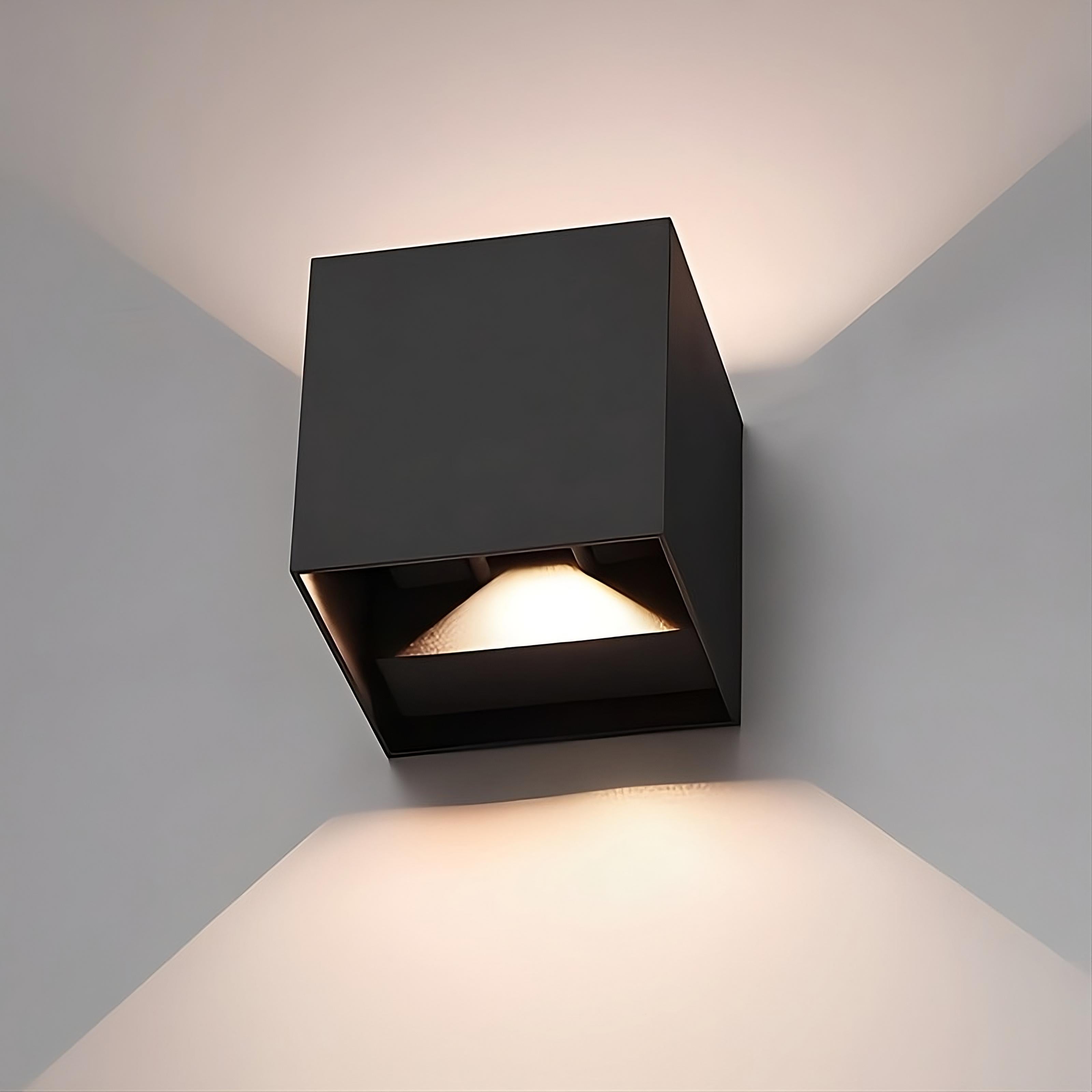 CubeLamp - Wall Lamp with Sensor