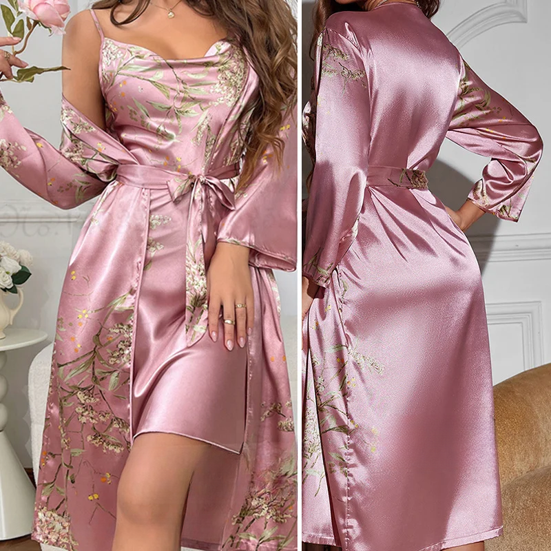 SatinDreams – blomsterkimono for kvinner