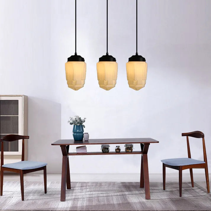 VintageGlow – Lampada a sospensione geometrica in vetro opaco