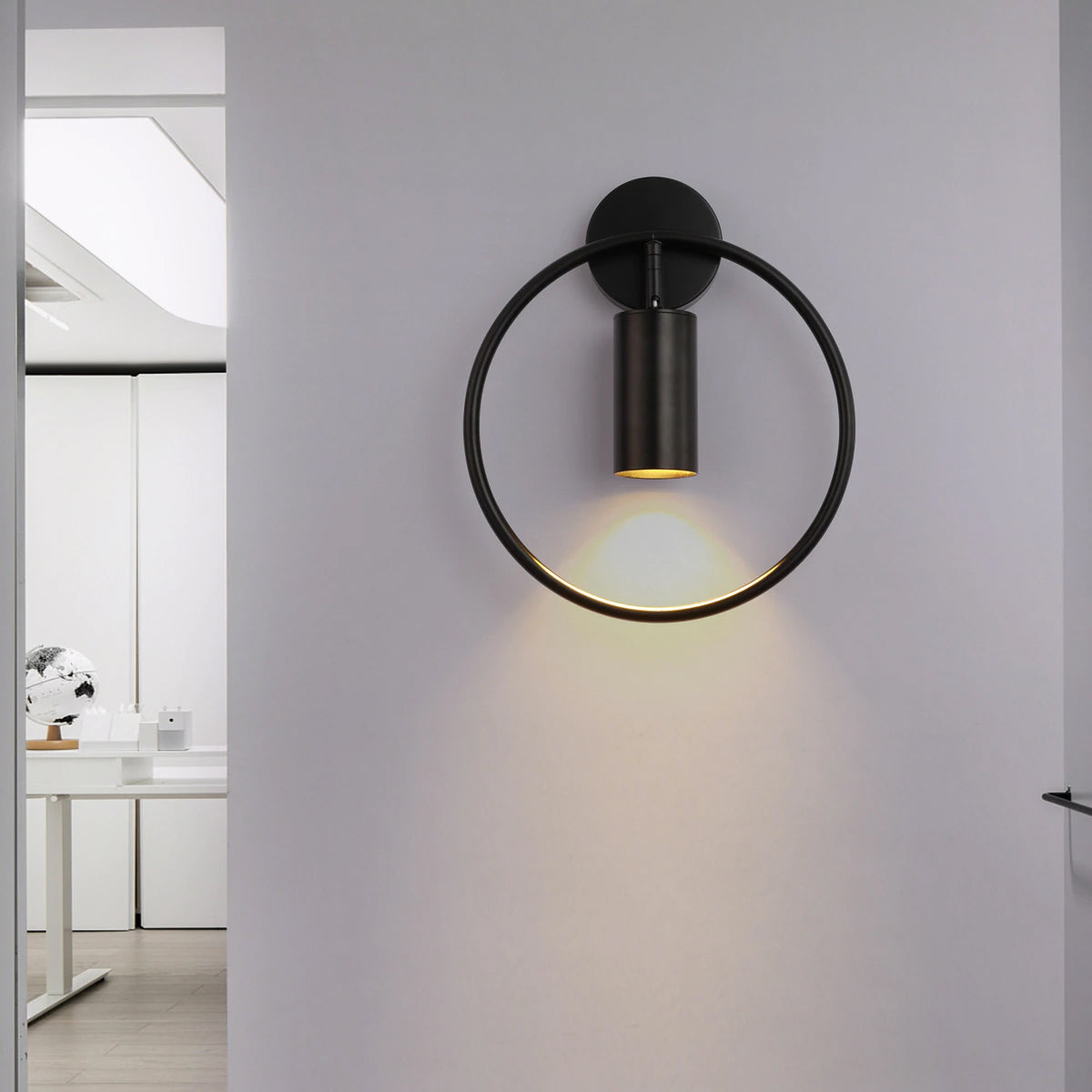 The Dina Wall Light