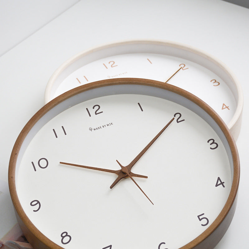 Simple Solid Wood Analogue Wall Clock for Home