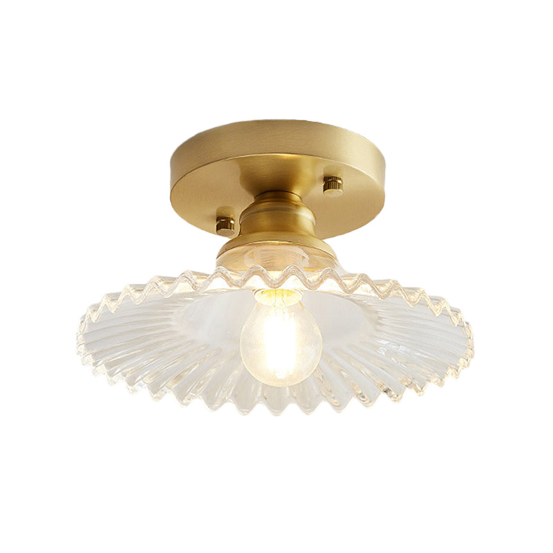 Industriell semi-flush taklampe med grønn ribbet glassskjerm