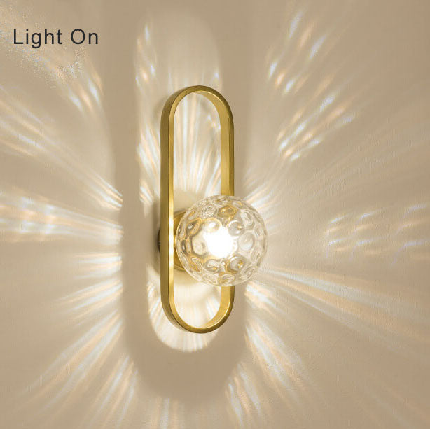 Light Circle - Applique moderne avec boule de verre et design circulaire