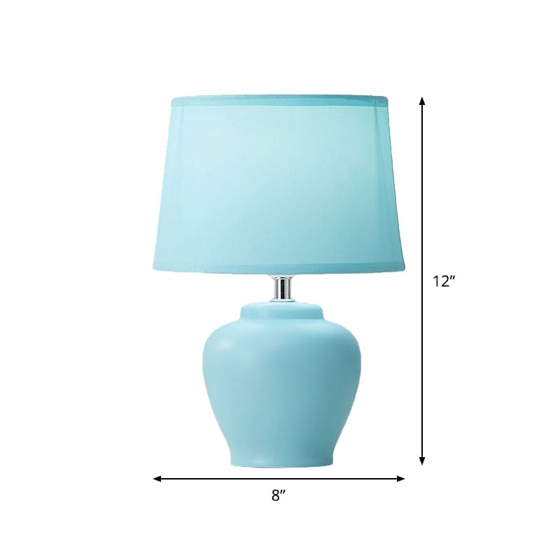 LisaLight - Lampada da comodino in tessuto nordico con base in ceramica