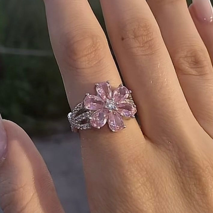 Rosa Cherry Blossom Ring