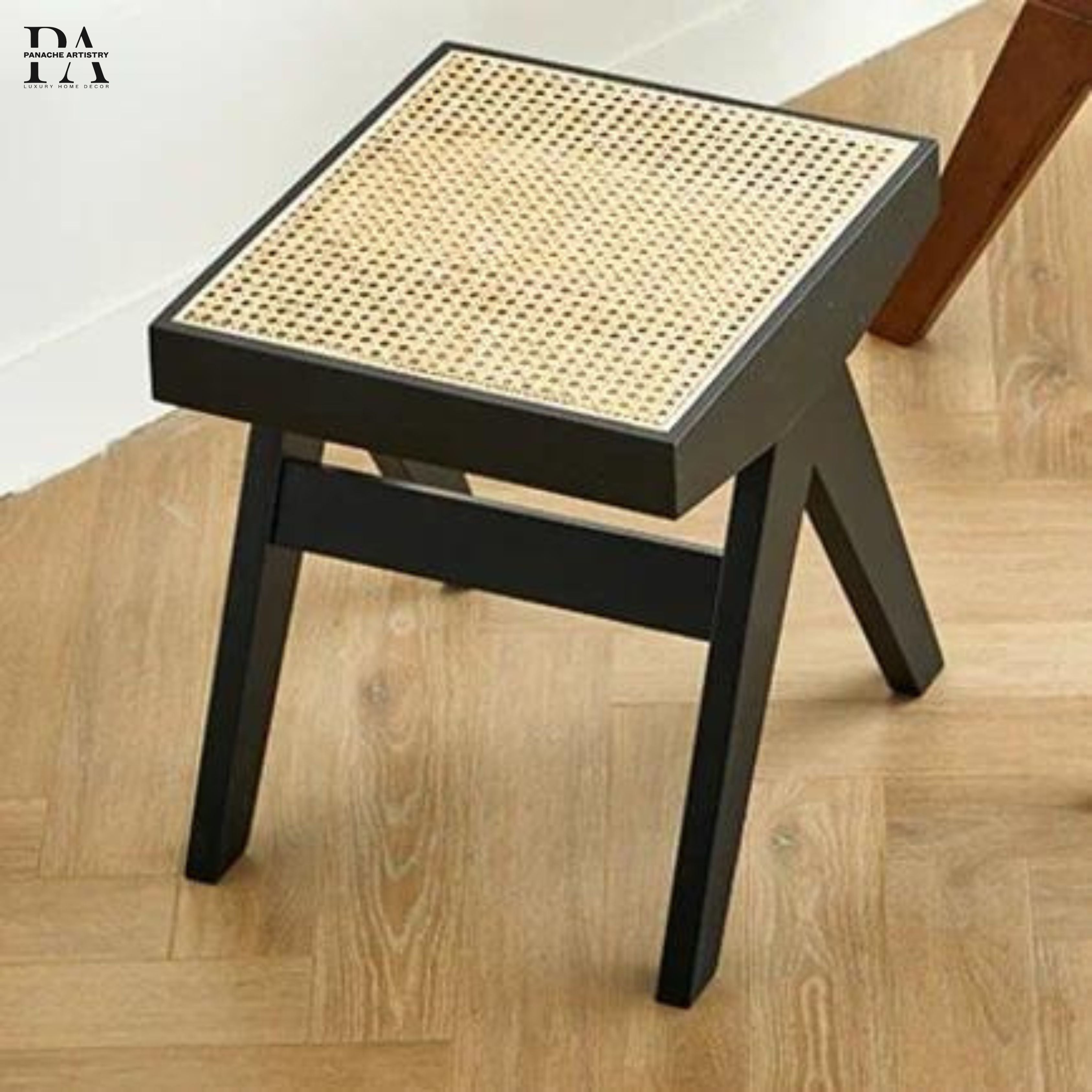 Banco de Rattan Woven Tranquility