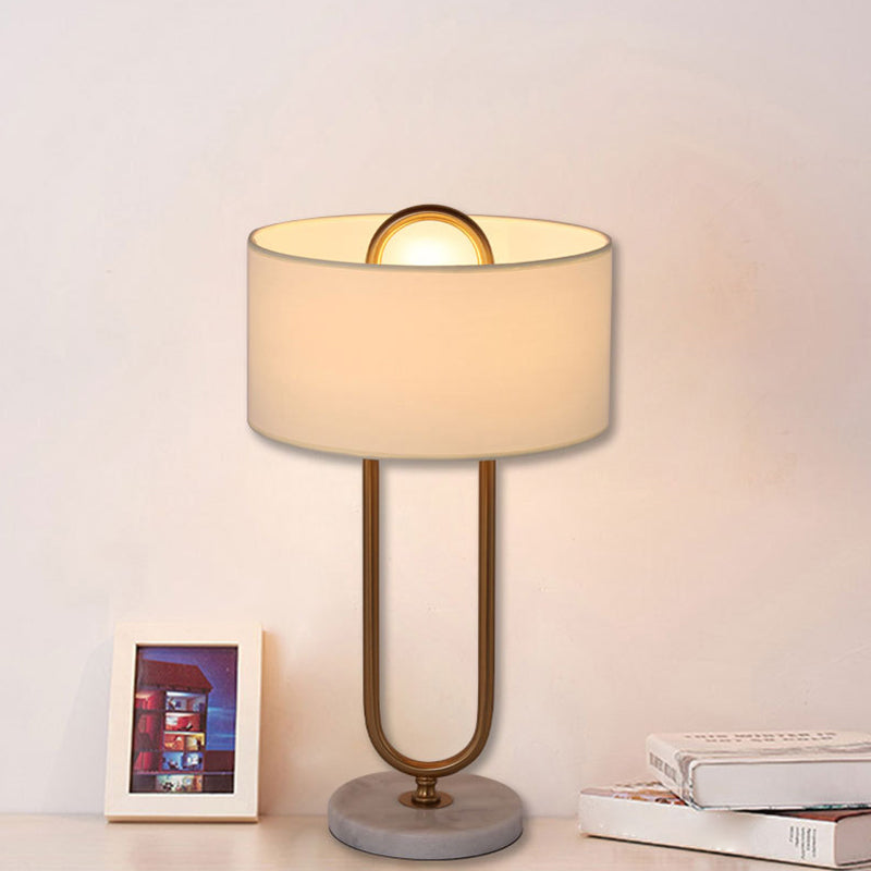 LichtAnna - Hvid trommeformet bordlampe med oval base