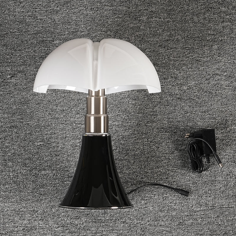 ClassicGlow – Lampe classique élégante