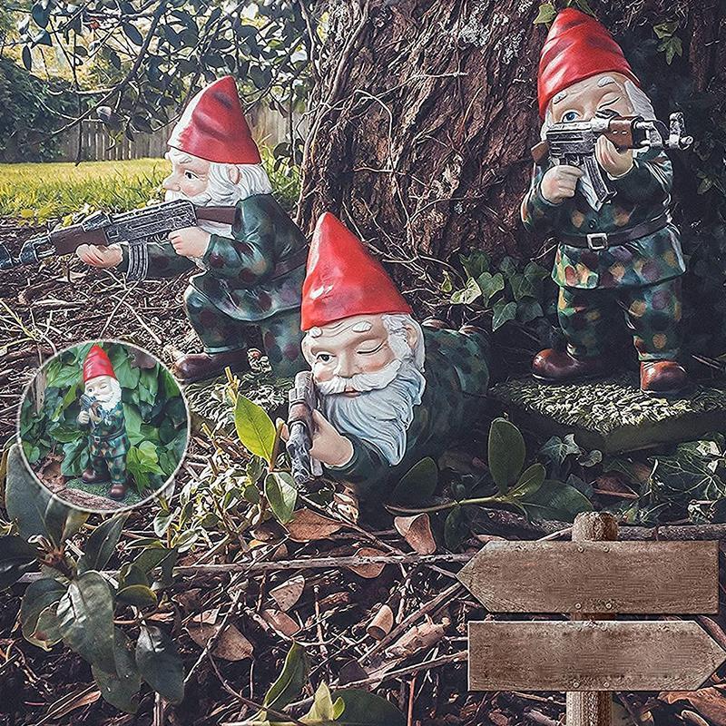 Nain de jardin militaire avec uniforme de camouflage