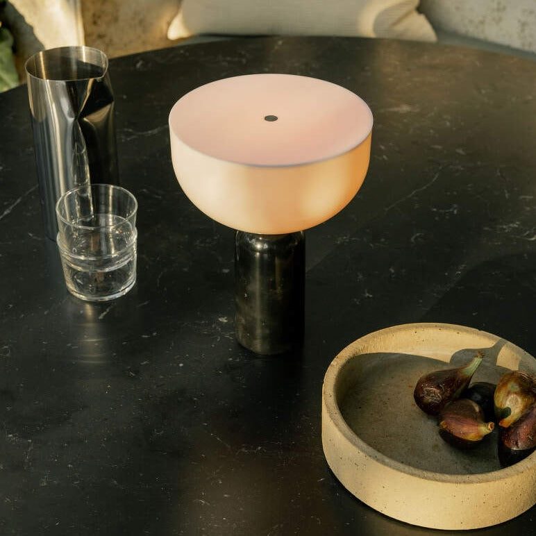 MarbleLuxe - Lampe élégante en marbre