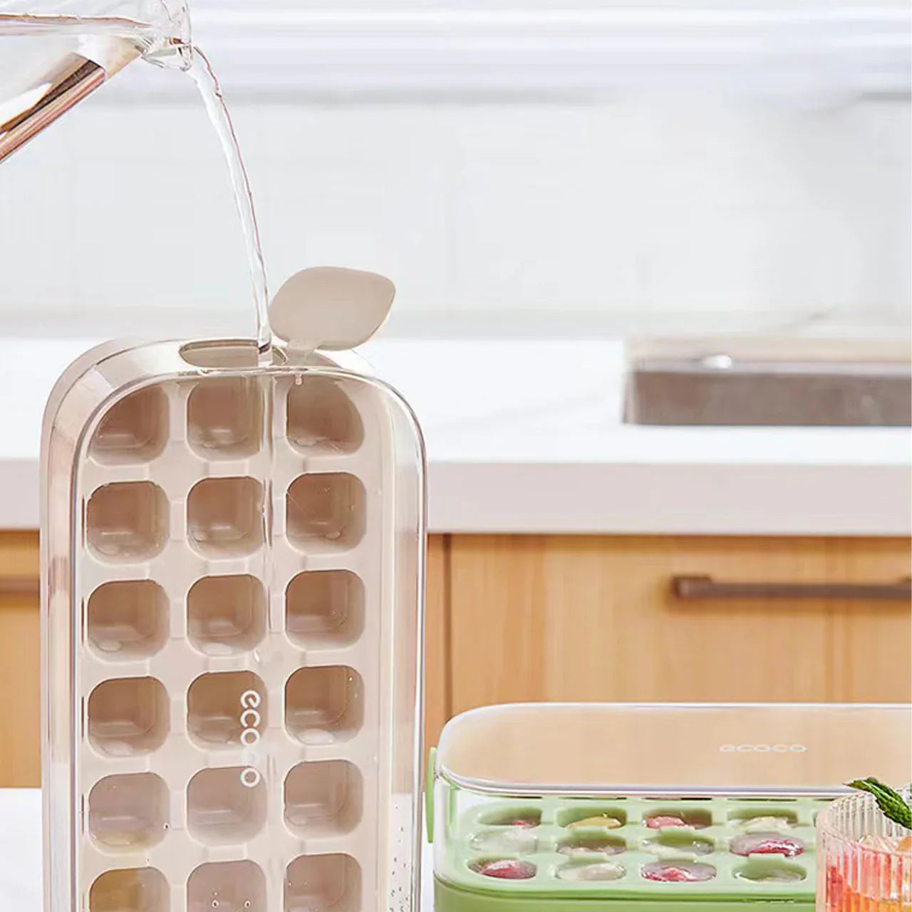 Magic Ice Cube Maker