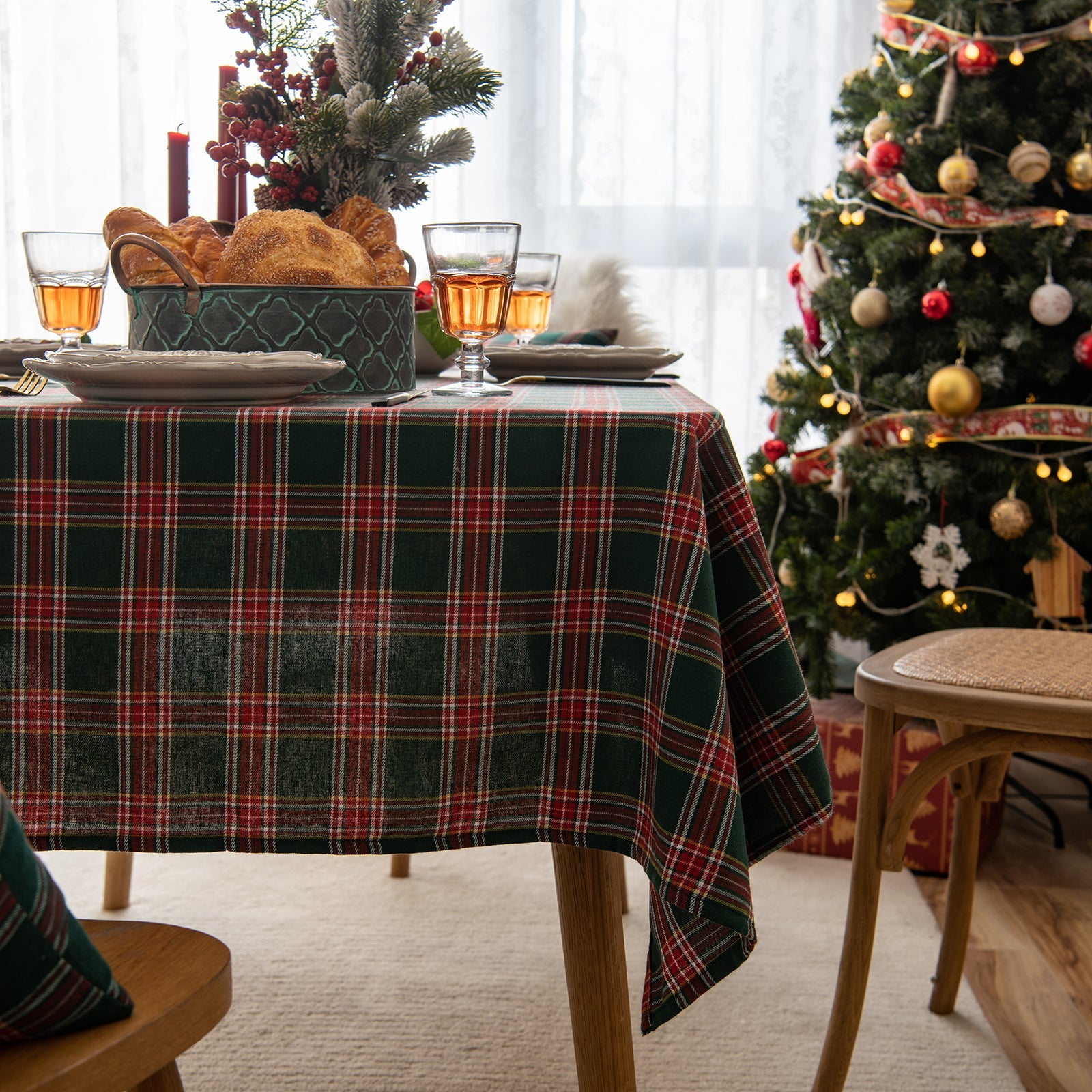 Julefest Tradisjonell skotsk Tartan Squares duk