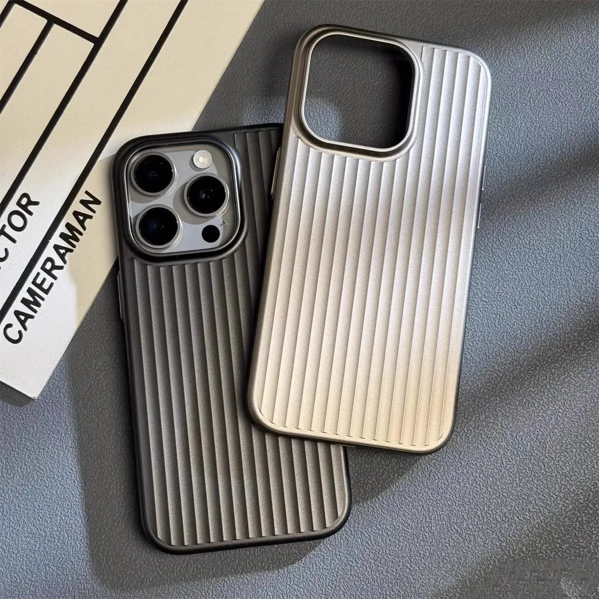 Funda para iPhone con protección de titanio