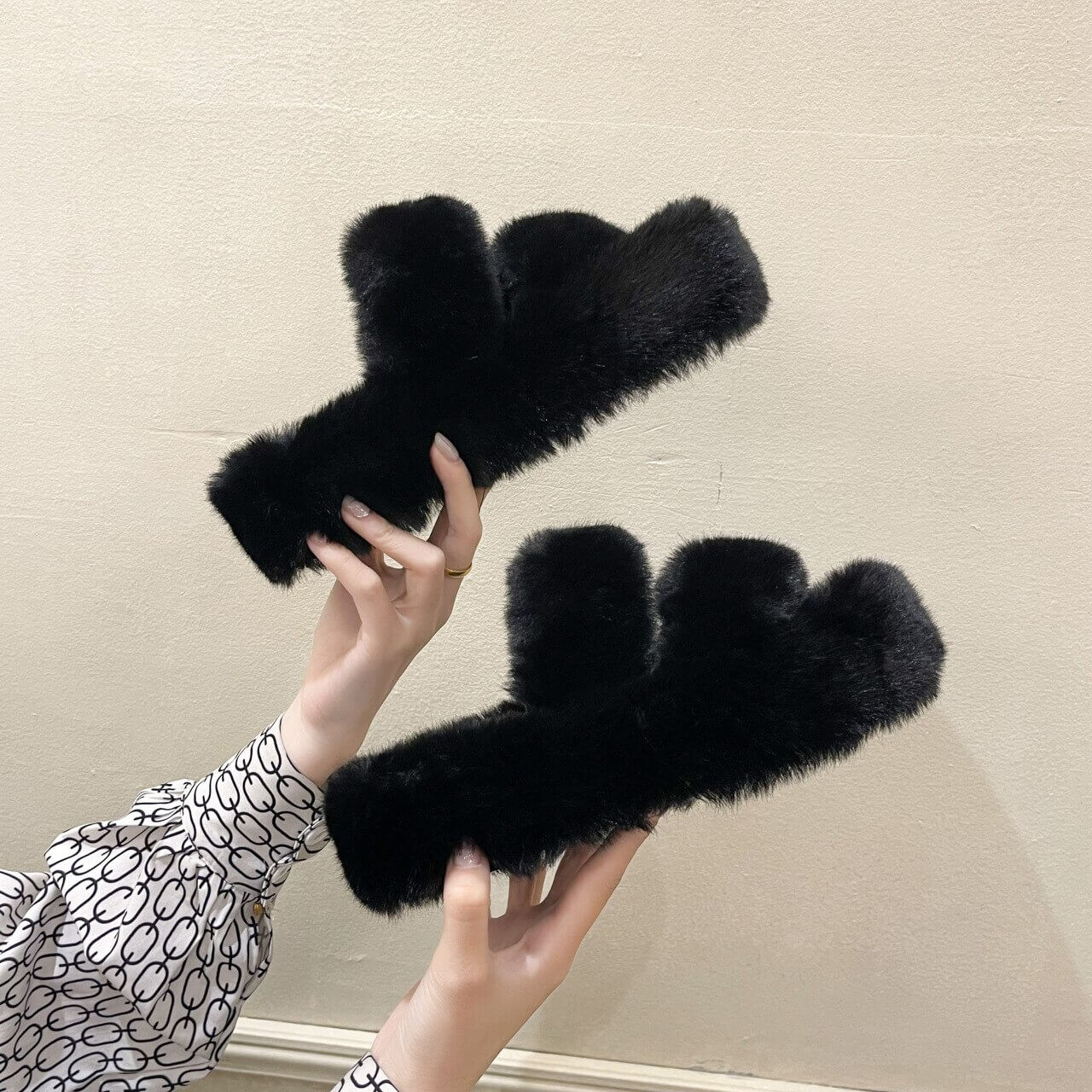 Ella Faux Fur Naisten Slides Sandaalit