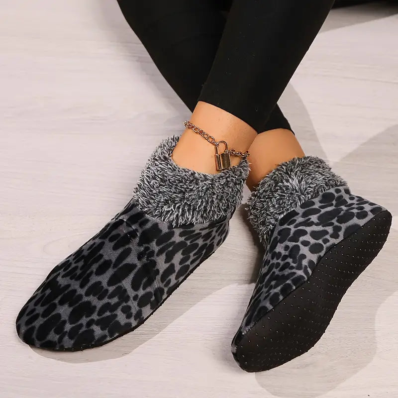 Women's Leopard Print Slippers