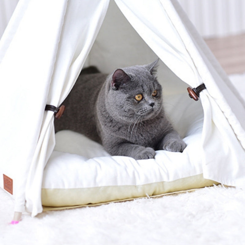 Tipi para gatos de lona blanca con cojín suave