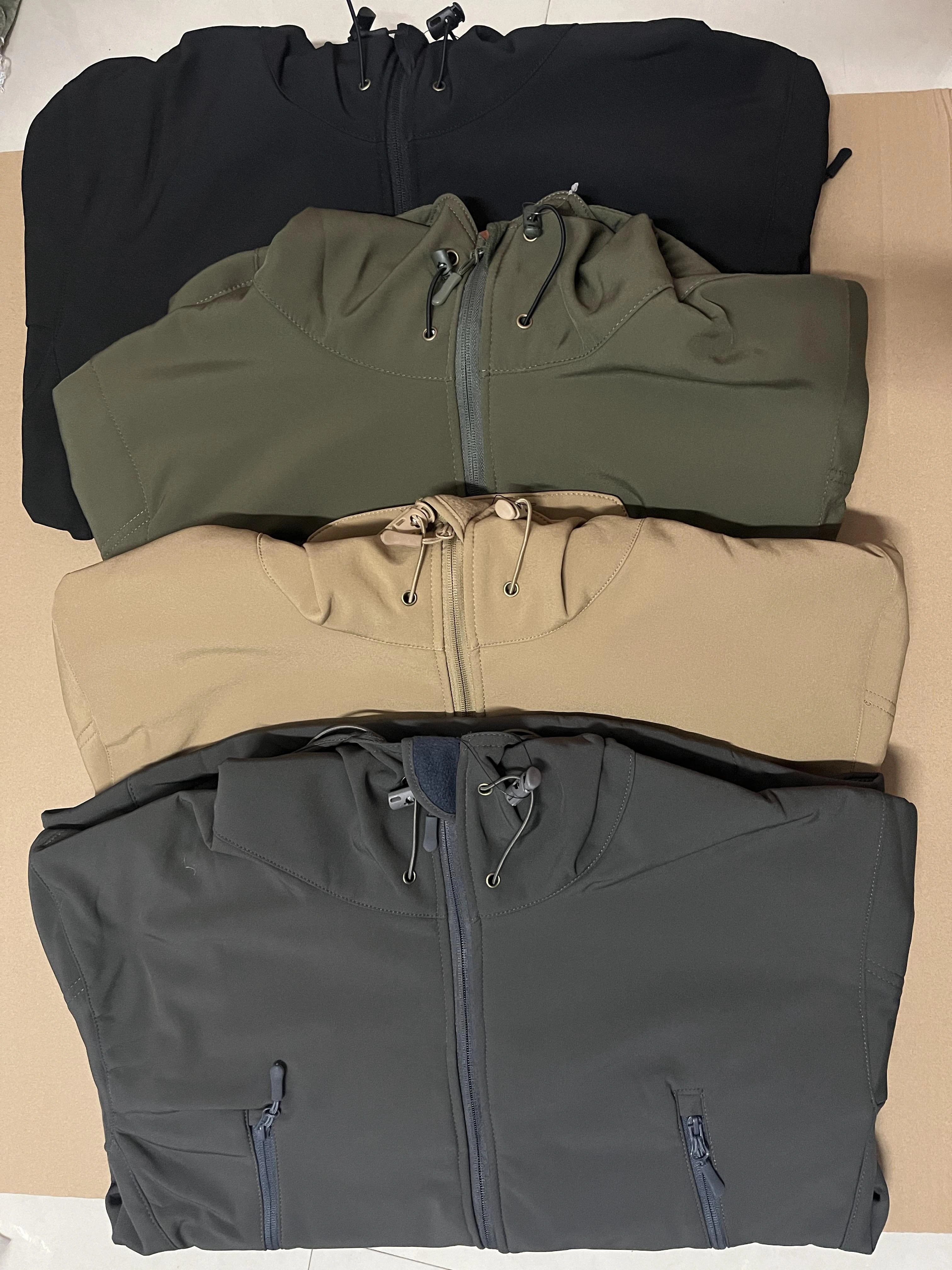 Giacca militare soft shell in pelle di squalo - Cappotto caldo con cappuccio tattico antivento e impermeabile