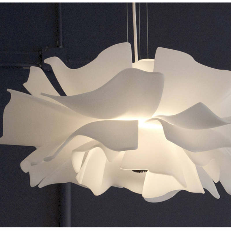 Bella Lampada a Sospensione Design Moderno Fiore in Metallo Bianco Soggiorno Camera da Letto