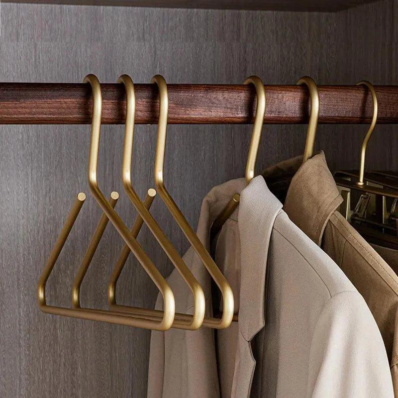 5 pcs Solid Matte Gold/Silver Clothes Coat Hanger │ Seamless Metal Wardrobe Organizer