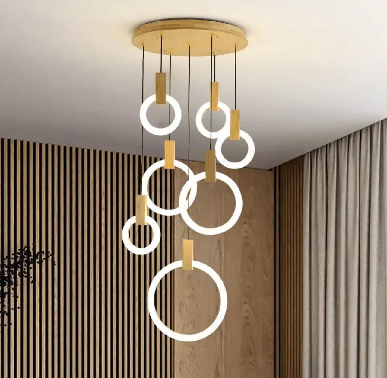 Lampadario a sospensione con luce ad anello