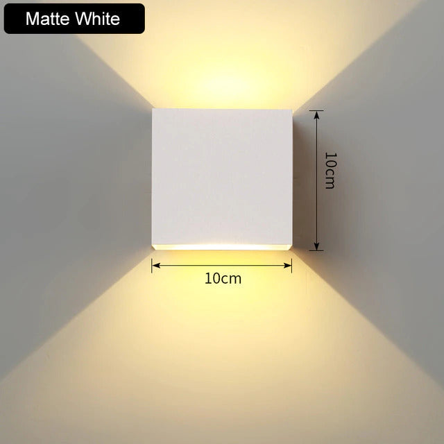 Suora - moderni Nordic Design -seinävalaisin LED