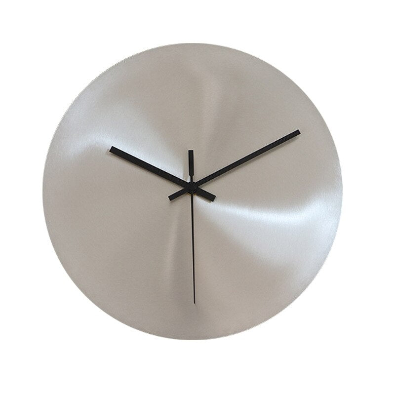 Reloj de pared minimalista de acero inoxidable: ¡elegante y funcional!