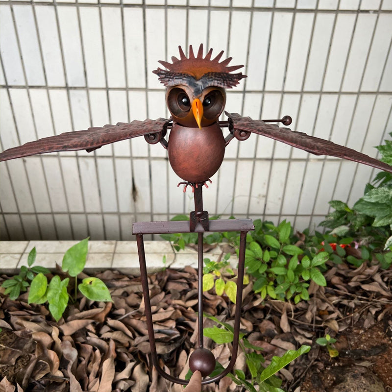 Art de jardin - Décoration de patio avec oiseaux