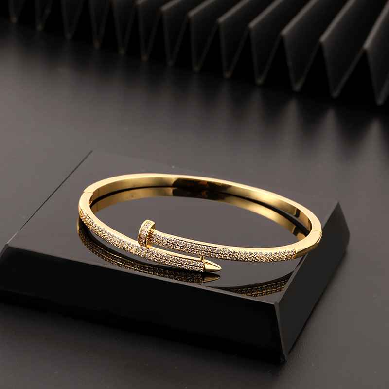 Guld 4 mm Iced Nail Armband Armband