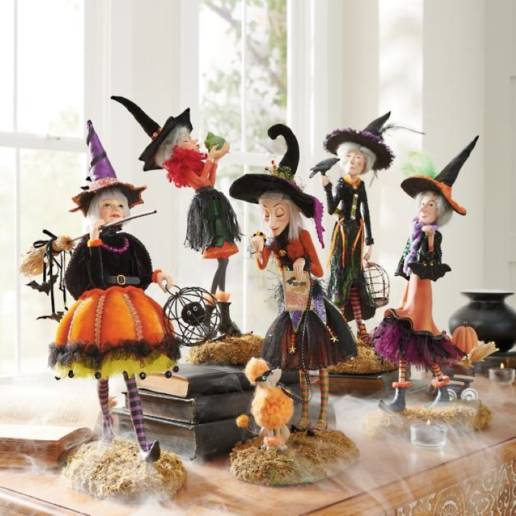 Ornamento in resina di strega di Halloween