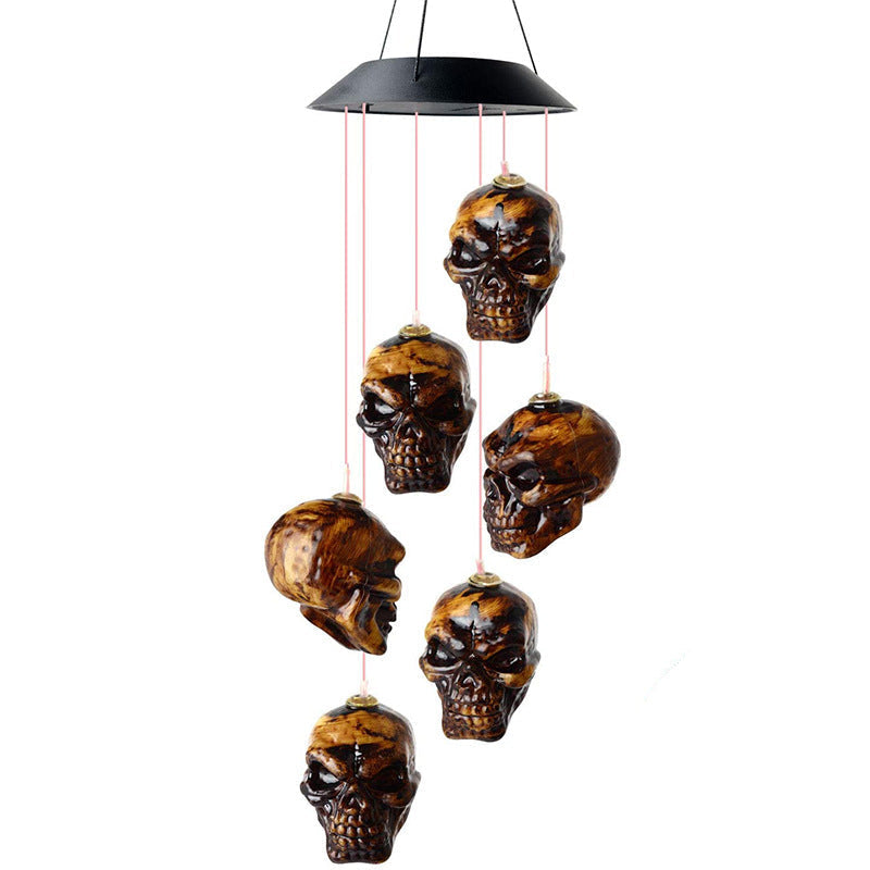 Halloween Skull Wind Chimes Soldrevet LED-lys til havedekoration Udendørs Elegant Wind Chimes Dekoration Havepynt