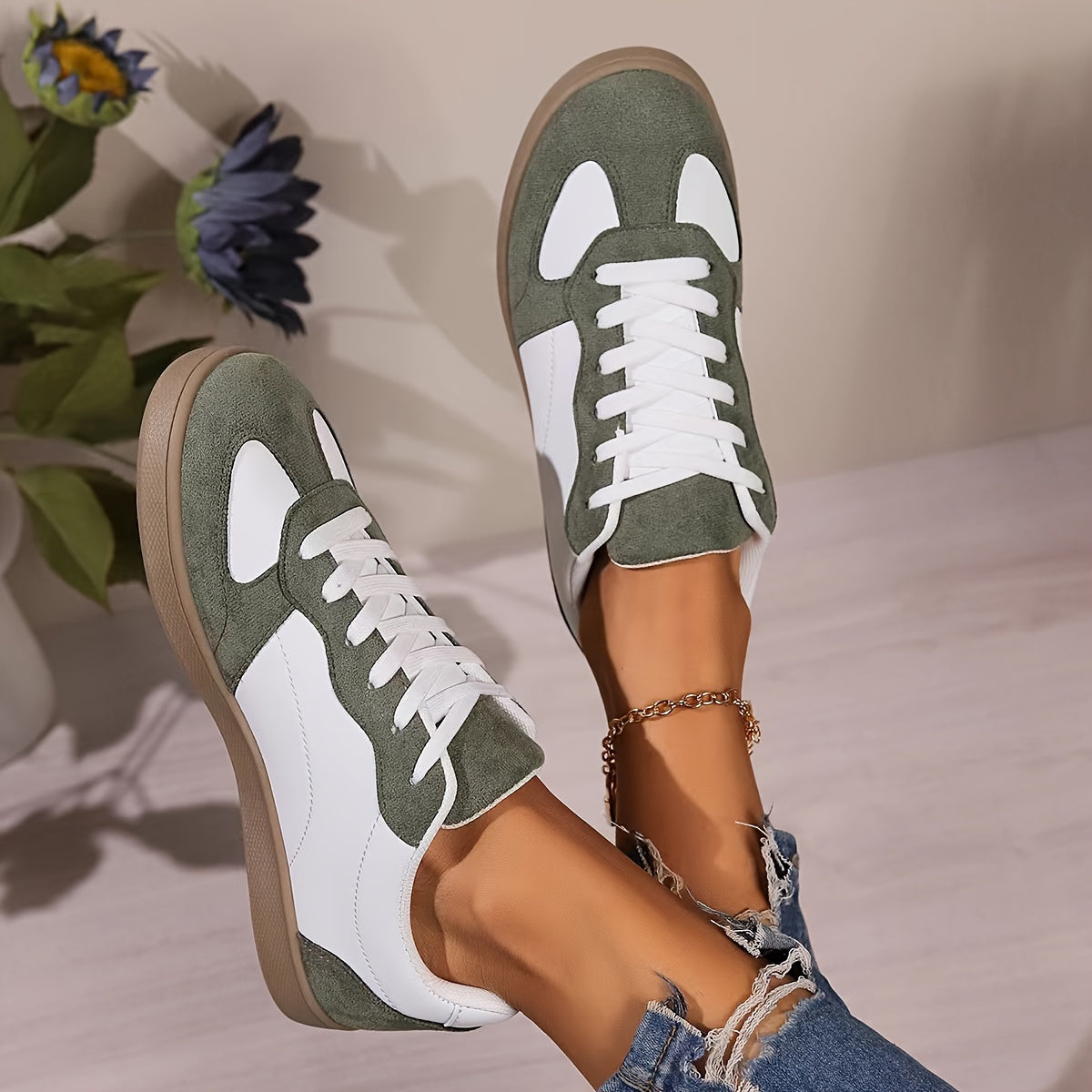 Green casual sneakers shoes - Mila