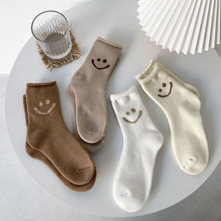 Socken mit Happy Face im Set