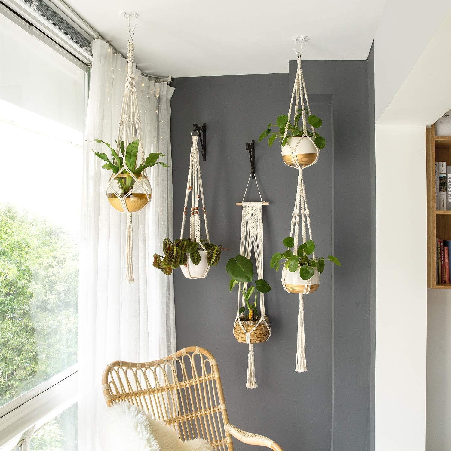 4-delige handgemaakte Boho Macrame plantenhangerset