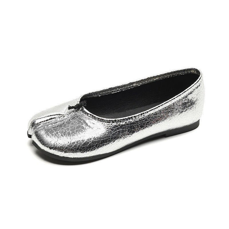 Vivienne Lane Tabi Slip-Ons Laposok