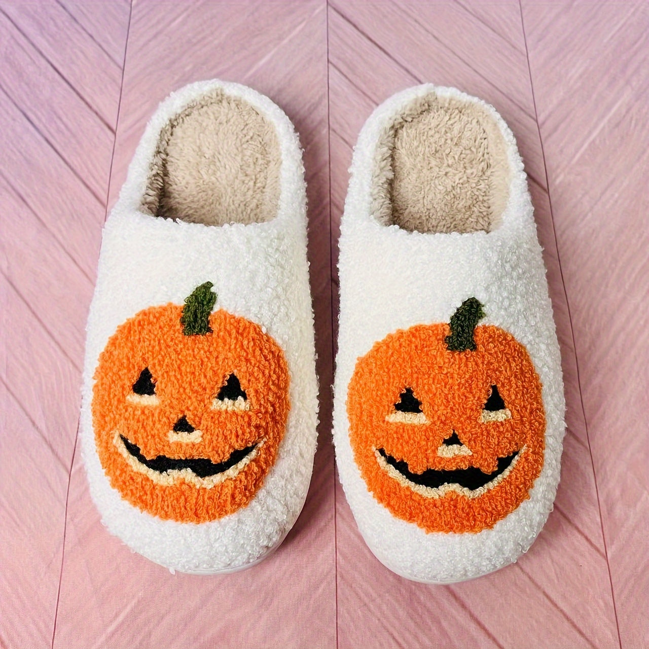 Zapatillas de calabaza de Halloween - Clara