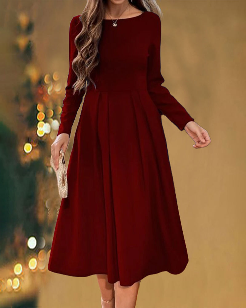 Helena - Plain dress with round neck and long sleeves