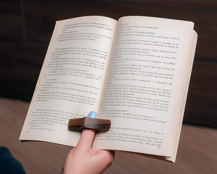 Porta libros para pulgar