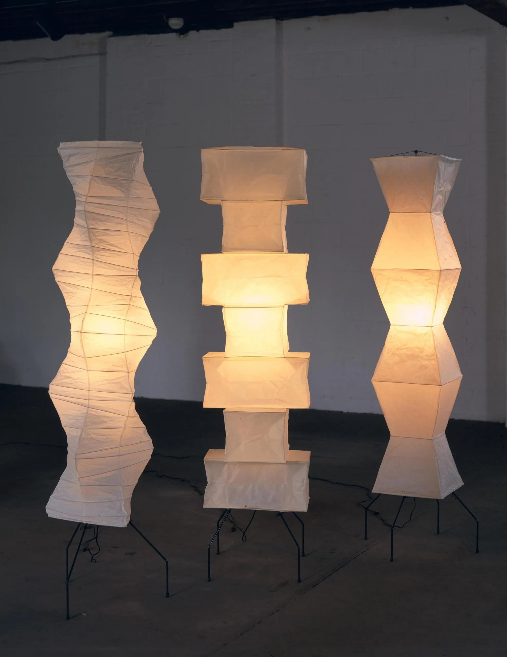 Lampadaire en papier de riz