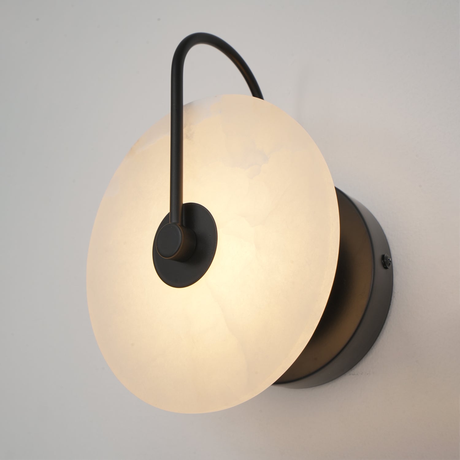 Alabaster LED-Wandleuchte