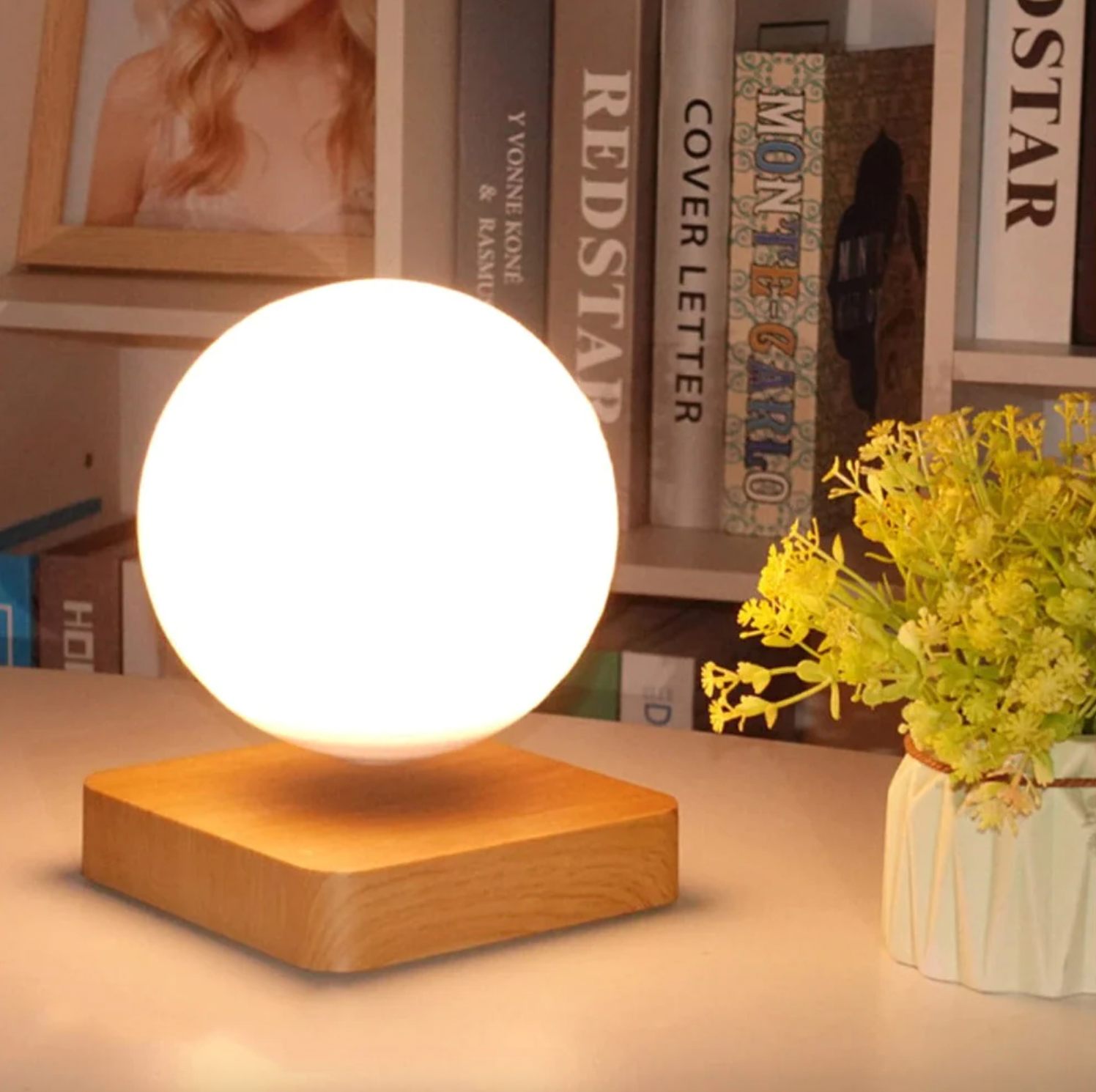 Magic Moon Lamp – Floating LED Lamp with Warm Ambient Lighting, Perfect for Home Decor