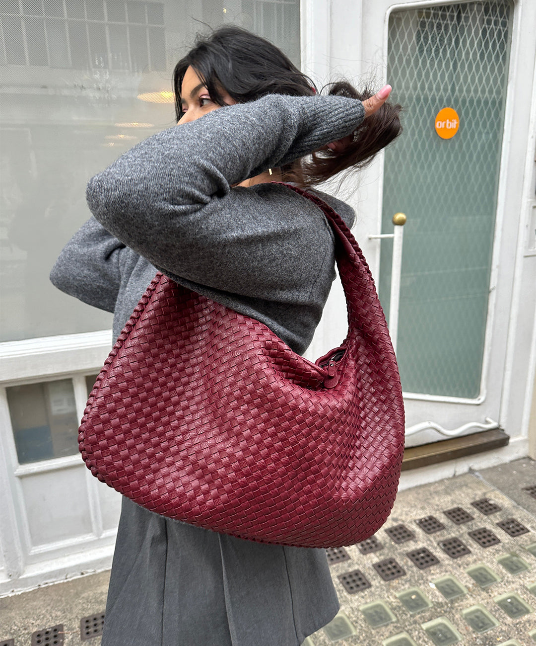 Giorgio Serafini | Bolso Hobo de color rojo cereza