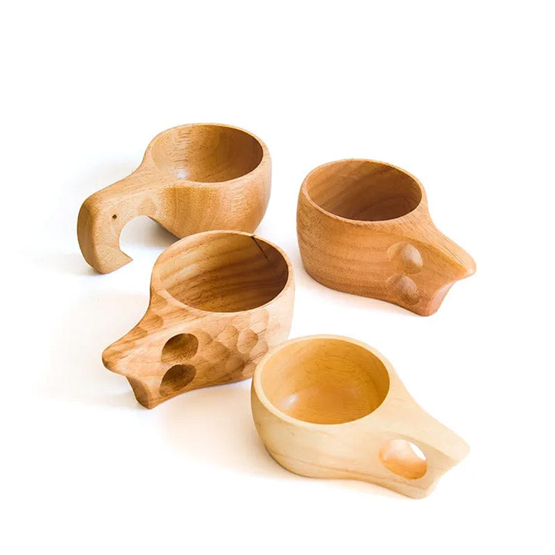 Tasse classique en bois d'hévéa