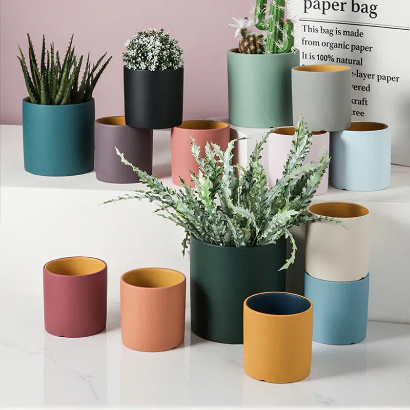 VividSphere – Luxury Round Ceramic Flower Pot with Hand-Glazed Elegance