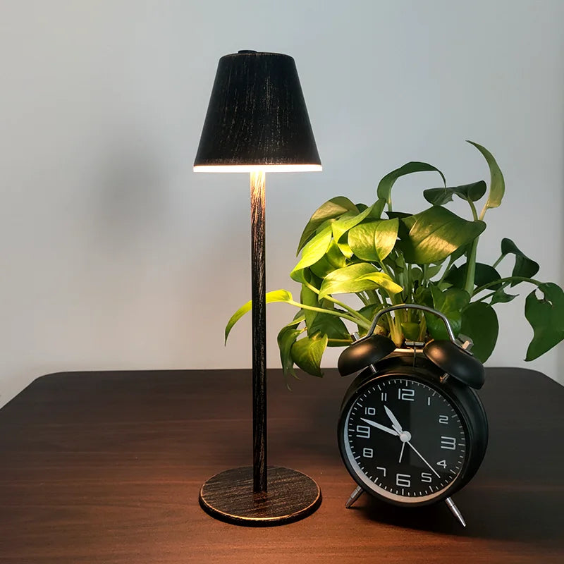 EcoGlow - Rechargeable table lamp