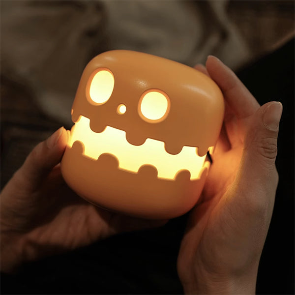 Spooky Pumpkin Night Light – Your Halloween Essential! 🎃