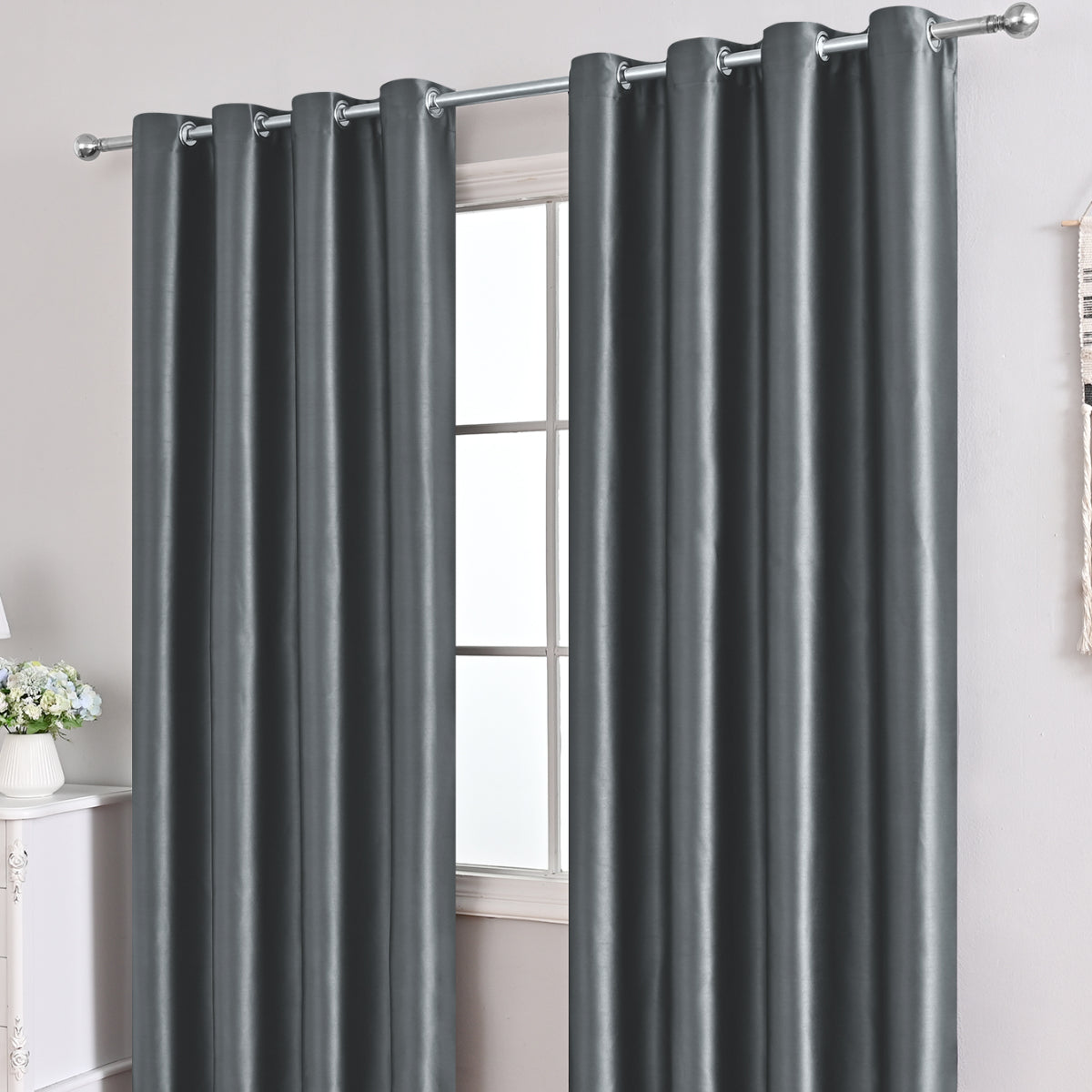 ThermaLux - Opaque Velvet Curtains, Adding Style and Functionality to your Space